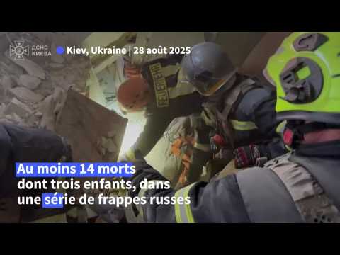 Ukraine: 14 morts, dont des enfants, dans des frappes russes sur Kiev