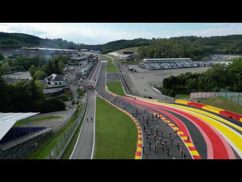 Paradis Pour Cyclistes ; Les 50 Plus Beaux Circuits Au Monde