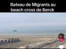 Video migrants beach cross