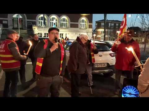 Retraites: environ personnes ont manifesté en Picardie