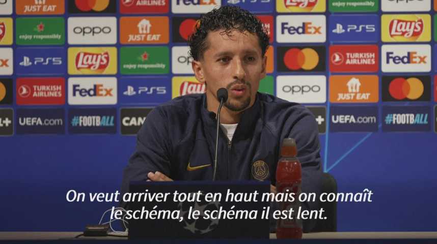 Livre Complètement Foot - Neuf - ISBN 2754033769