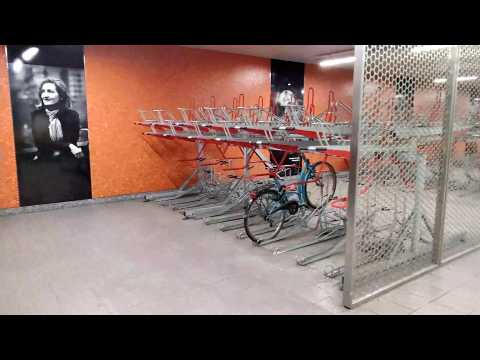 Un demi-flop des parkings à vélos du centre-ville de Bruxelles